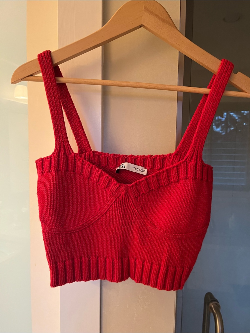 Zara vibrant red knit cropped tank